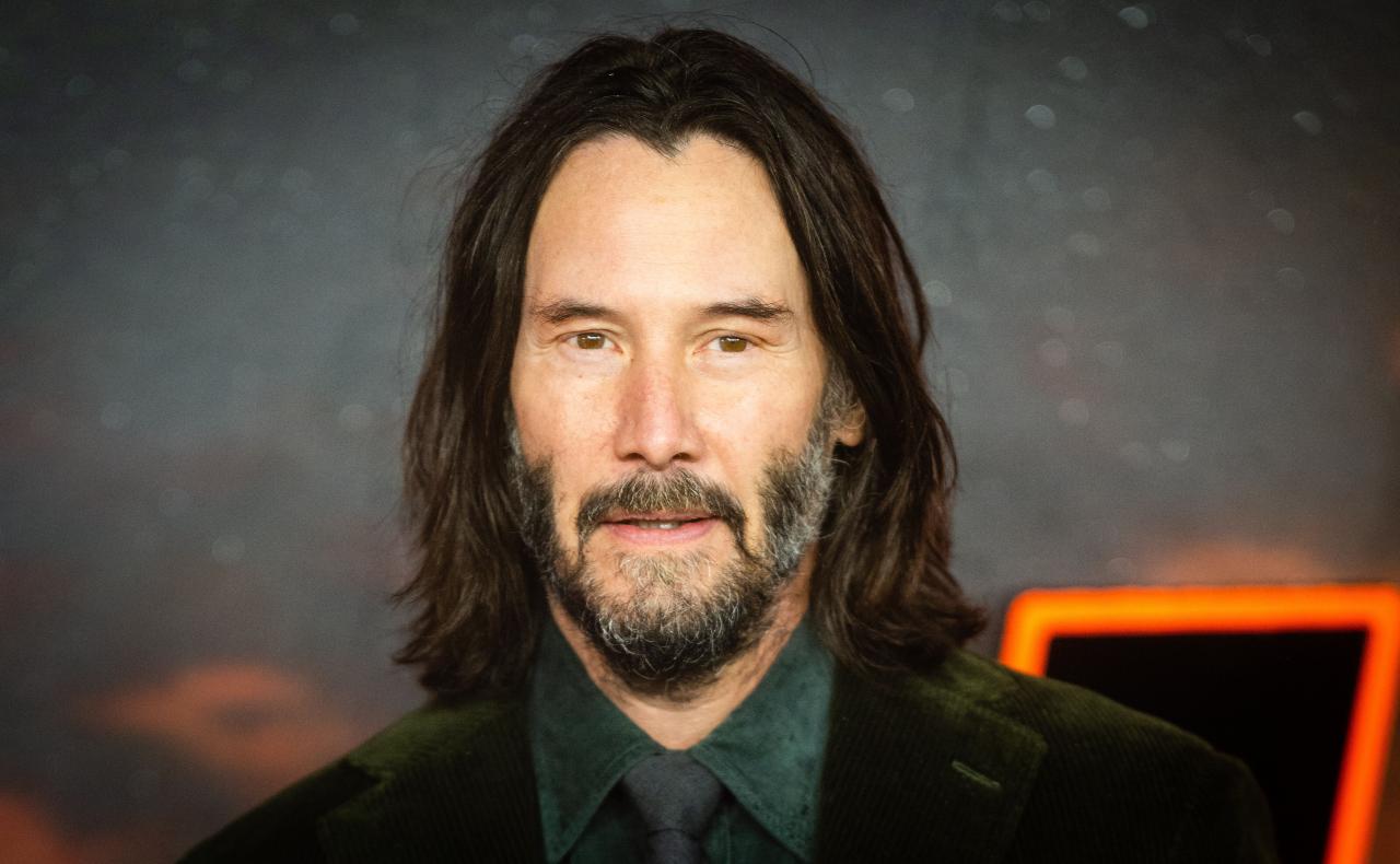 Keanu Reeves Reacts To Fungus-Killing Bacteria Being Named In His Honor |  HuffPost Entertainment