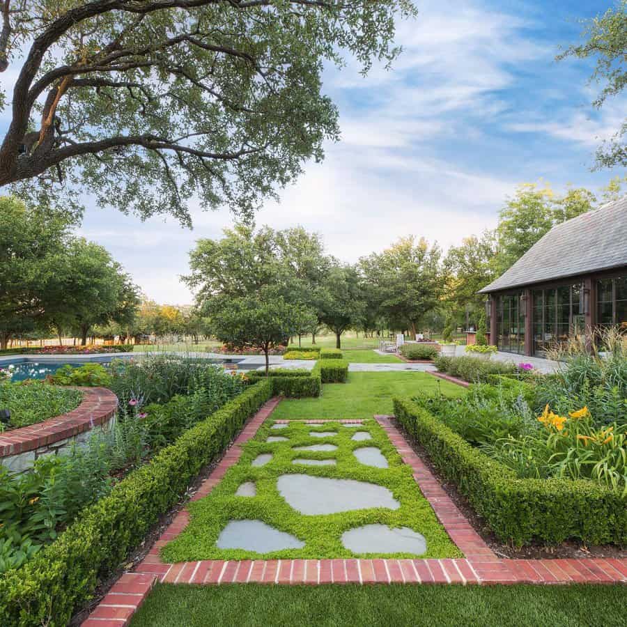 landscape with stone pavers